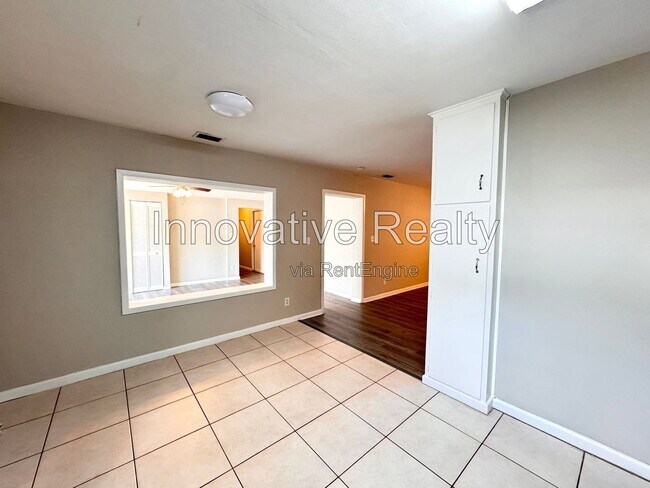 Building Photo - 1790 Marshall Dr
