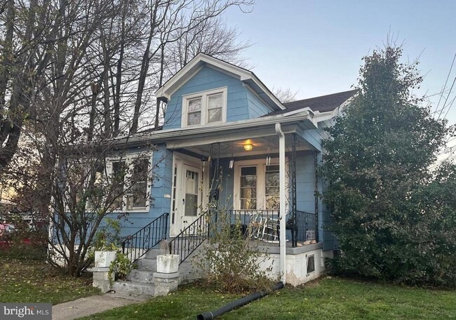 Primary Photo - 1100 Prospect St