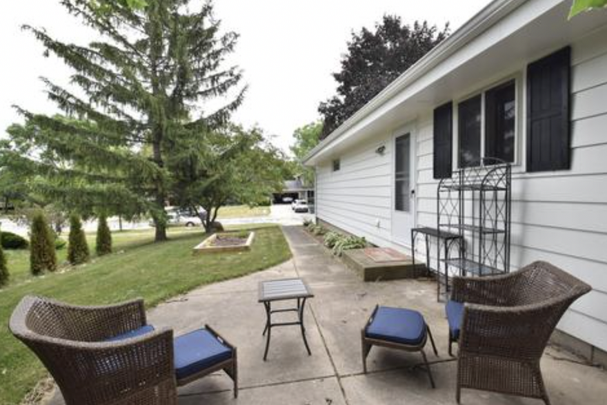Building Photo - 6753 Hilldale Ct