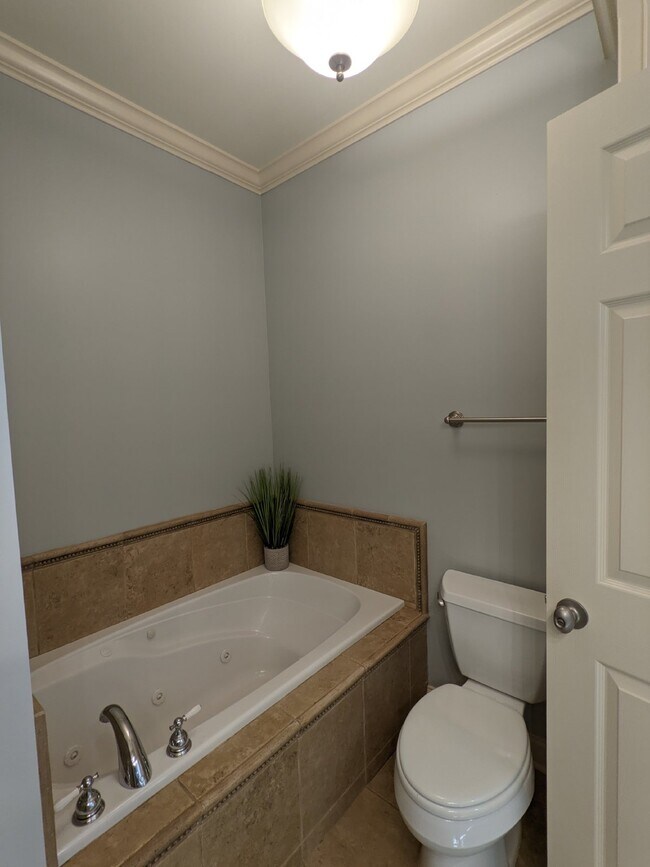 Building Photo - 103 Private Rd 3085