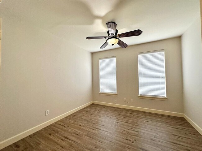 Building Photo - 811 Admiral Bay Ln
