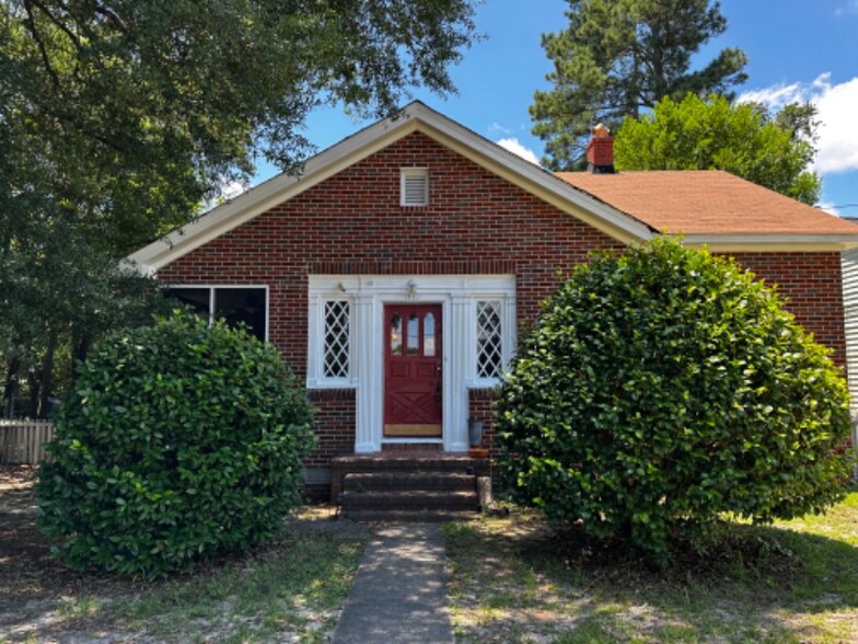 Primary Photo - 1709 Pennsylvania Ave