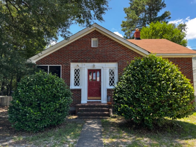 Building Photo - 1709 Pennsylvania Ave