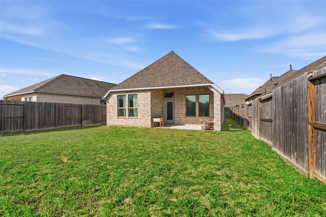 Building Photo - 29427 Mesquite Oaks Dr