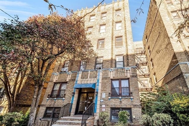 Building Photo - 270 Harrison Ave