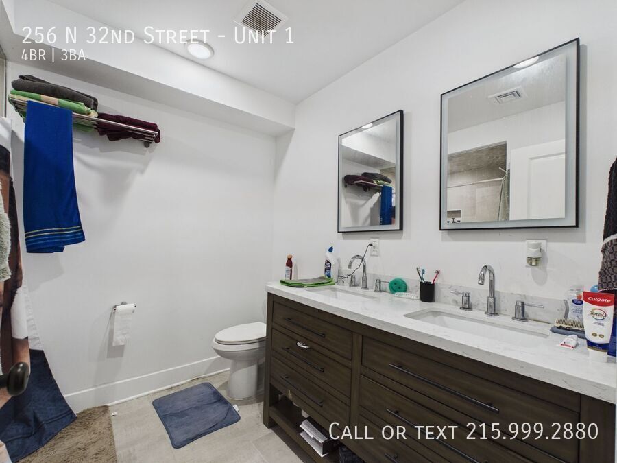 Building Photo - 256 N 32nd St
