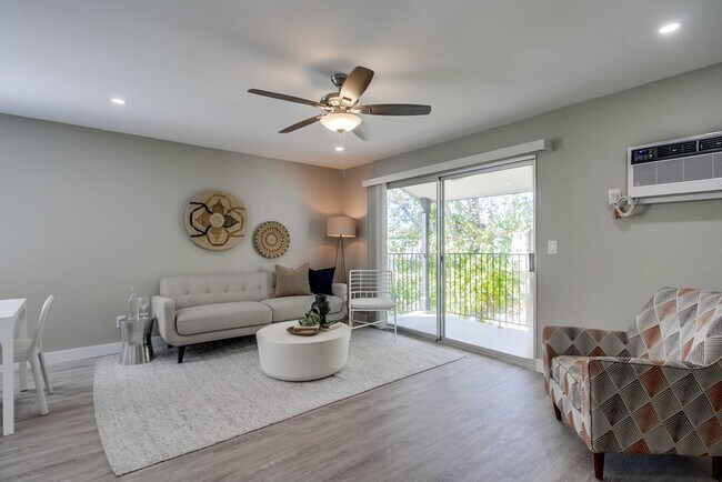 Floorplan - The Pointe  Apartments