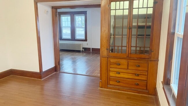 Building Photo - 73-75 Wallingford Ave