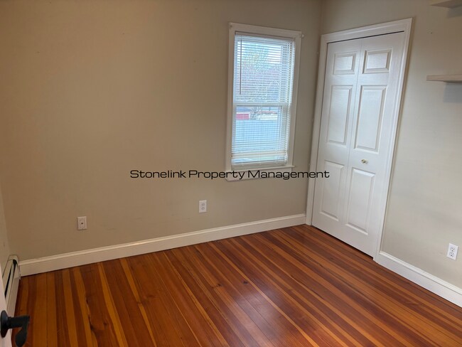 Building Photo - 293 State St