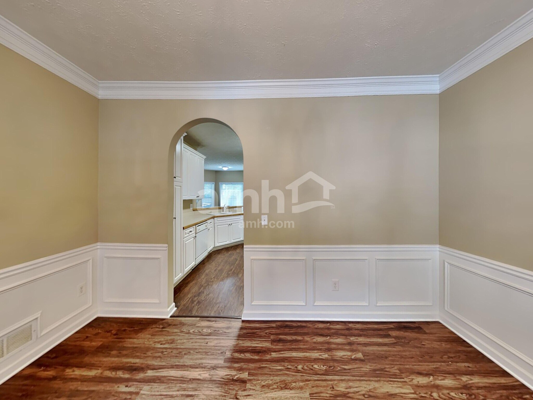Building Photo - 4961 Heritage Crossing Dr SW