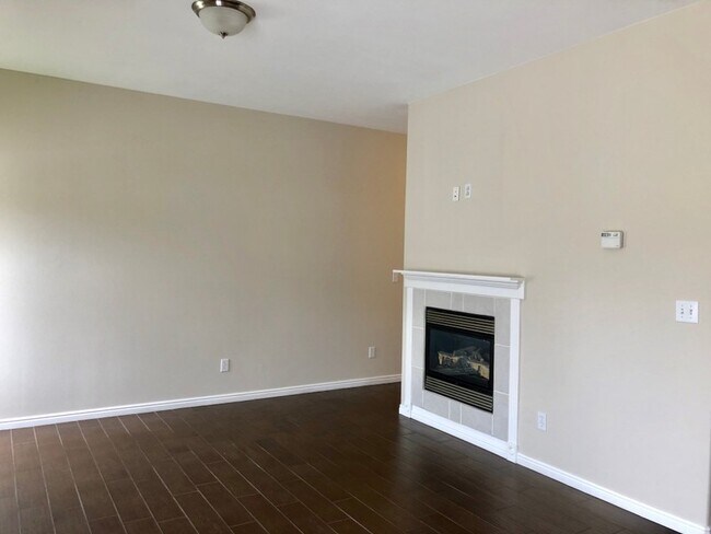 Building Photo - 10828 Wynview Ln