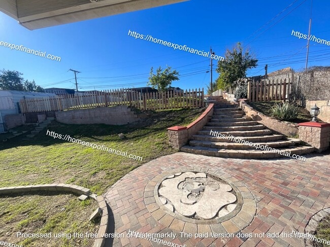 Building Photo - 1221 N Rancho Ave