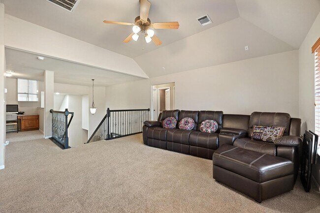 Building Photo - 22140 Rose Grass Ln
