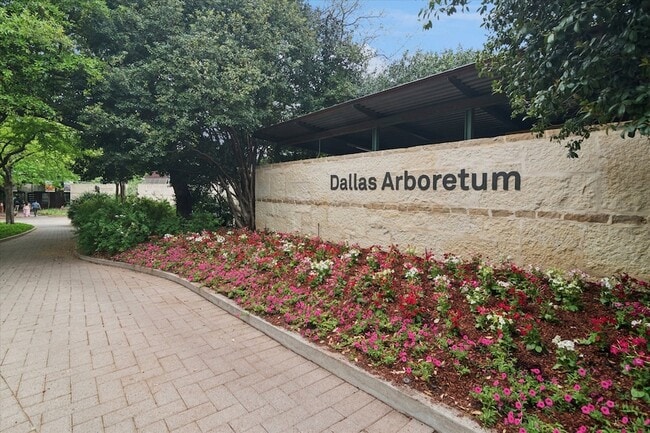 Building Photo - 8106 San Benito Way