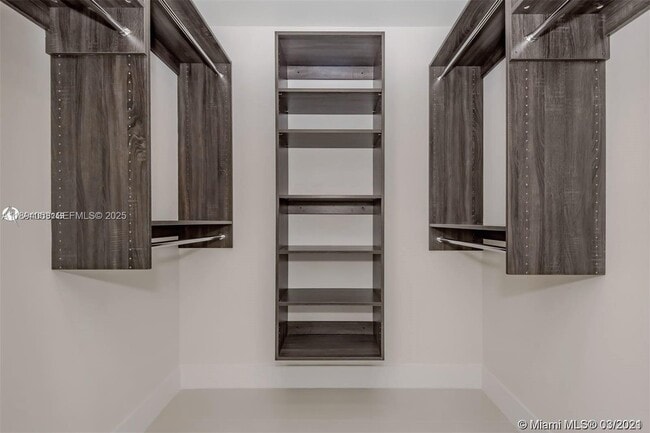 Building Photo - 2960 NE 207th St