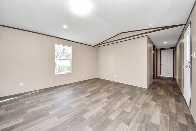 Building Photo - 13718 Brigadier Dr