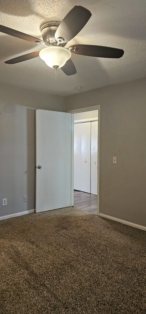 Building Photo - A - Ridgewood