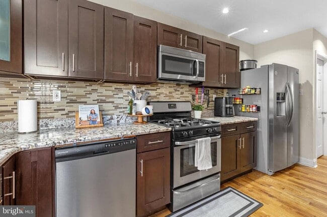 Building Photo - 1615 Cadwallader St