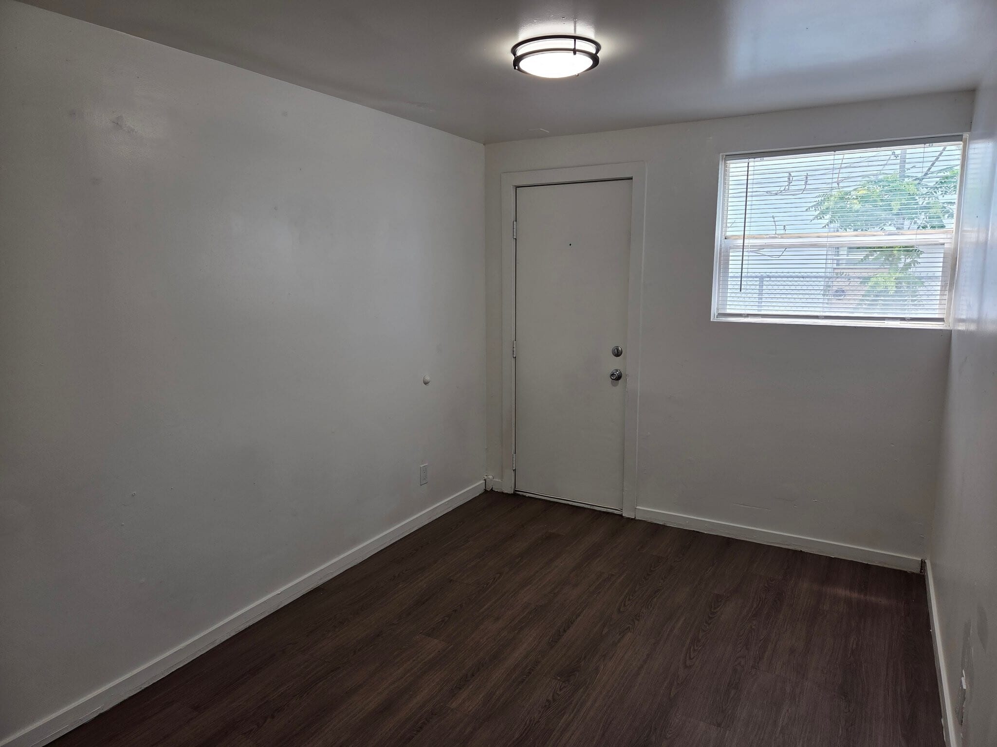 Building Photo - 338 N 300 W