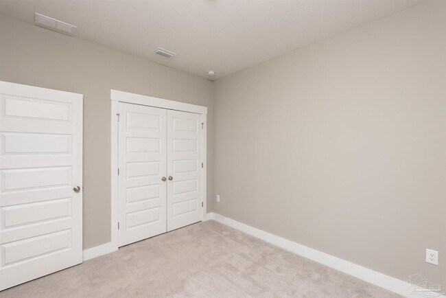Building Photo - 240 Camellia Dr