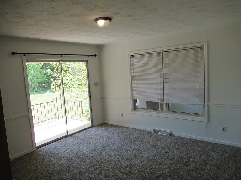 Building Photo - 5767 NC-150