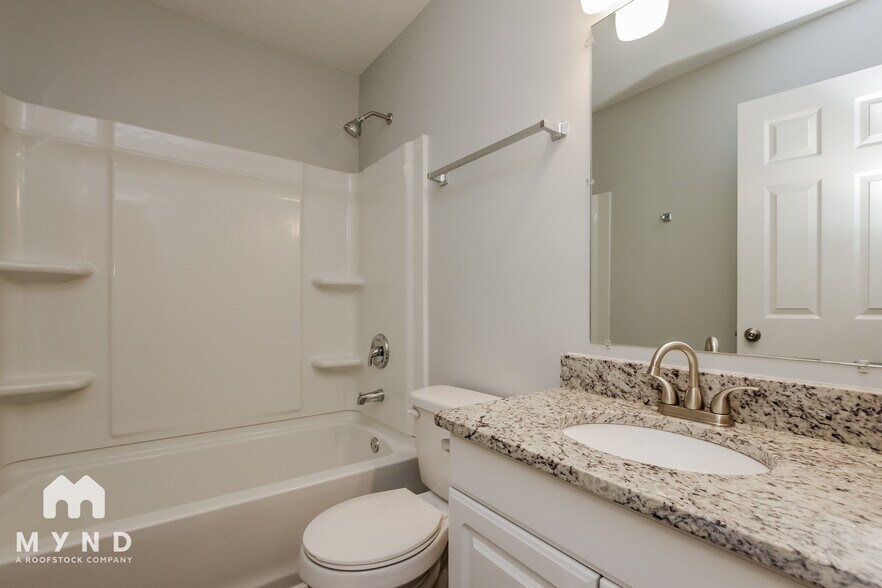 Building Photo - 8008 Beacon Hills Rd