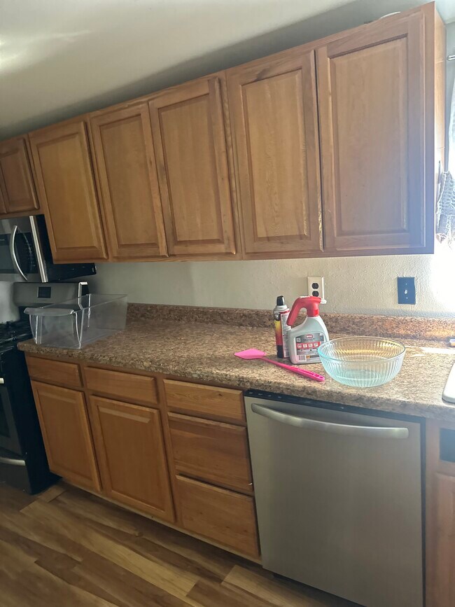 Building Photo - 122 S Georgetown Rd