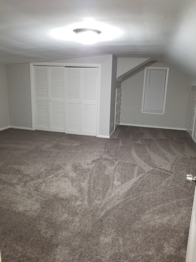 Building Photo - 1695 Donwell Dr