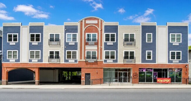 Building Photo - 1127 Stuyvesant Ave.