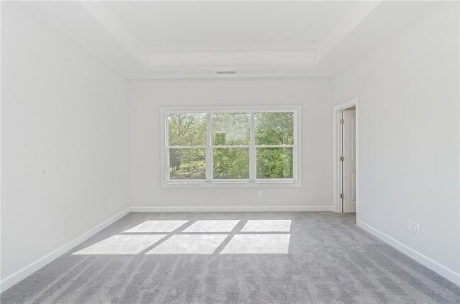 Building Photo - 2791 Bell Dr SE