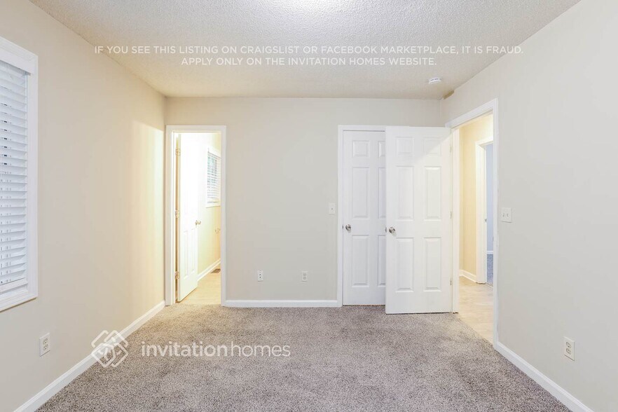 Building Photo - 112 Brookside Ct