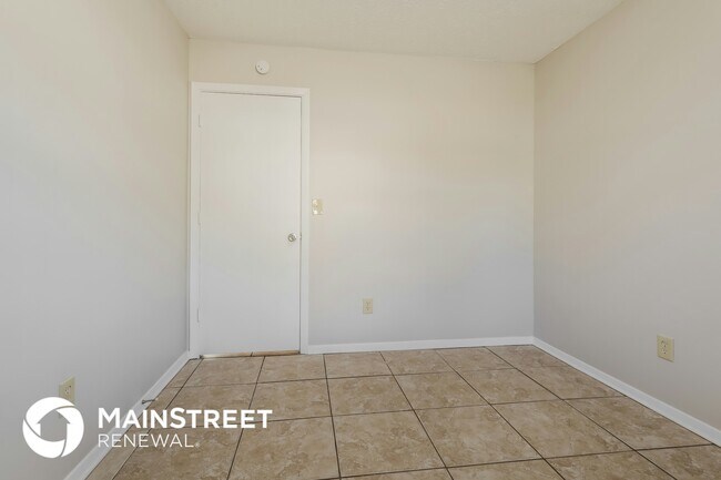 Building Photo - 4694 Garden Hills Dr