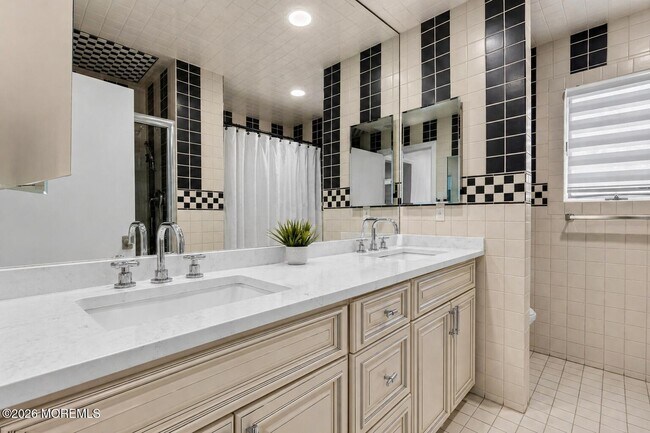 Building Photo - 24 Valley Forge Rd