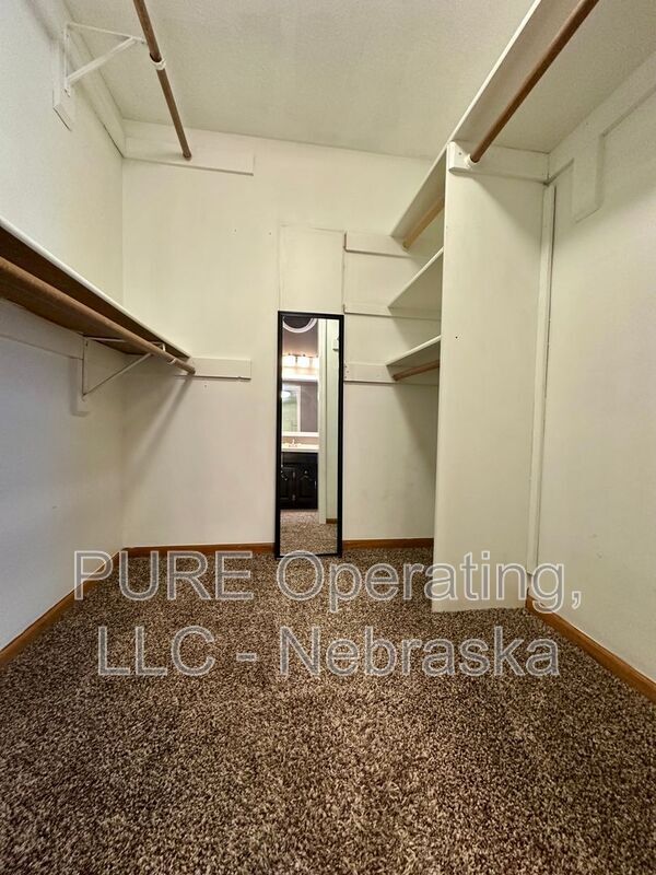 Building Photo - 5039 S 163rd Ave