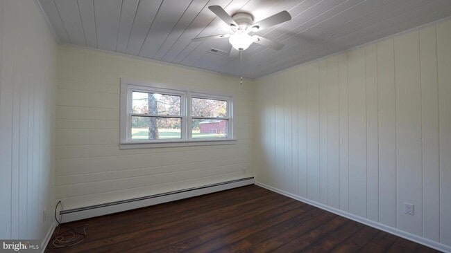 Building Photo - 53 Iron Bridge Rd