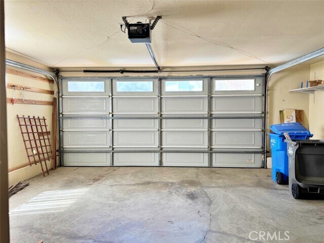 Building Photo - 1802 Vanderbilt Ln