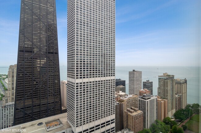 Building Photo - 161 E Chicago Ave