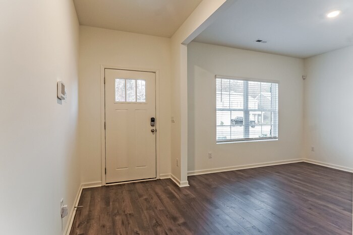 Building Photo - 5756 Timber Leaf Lp