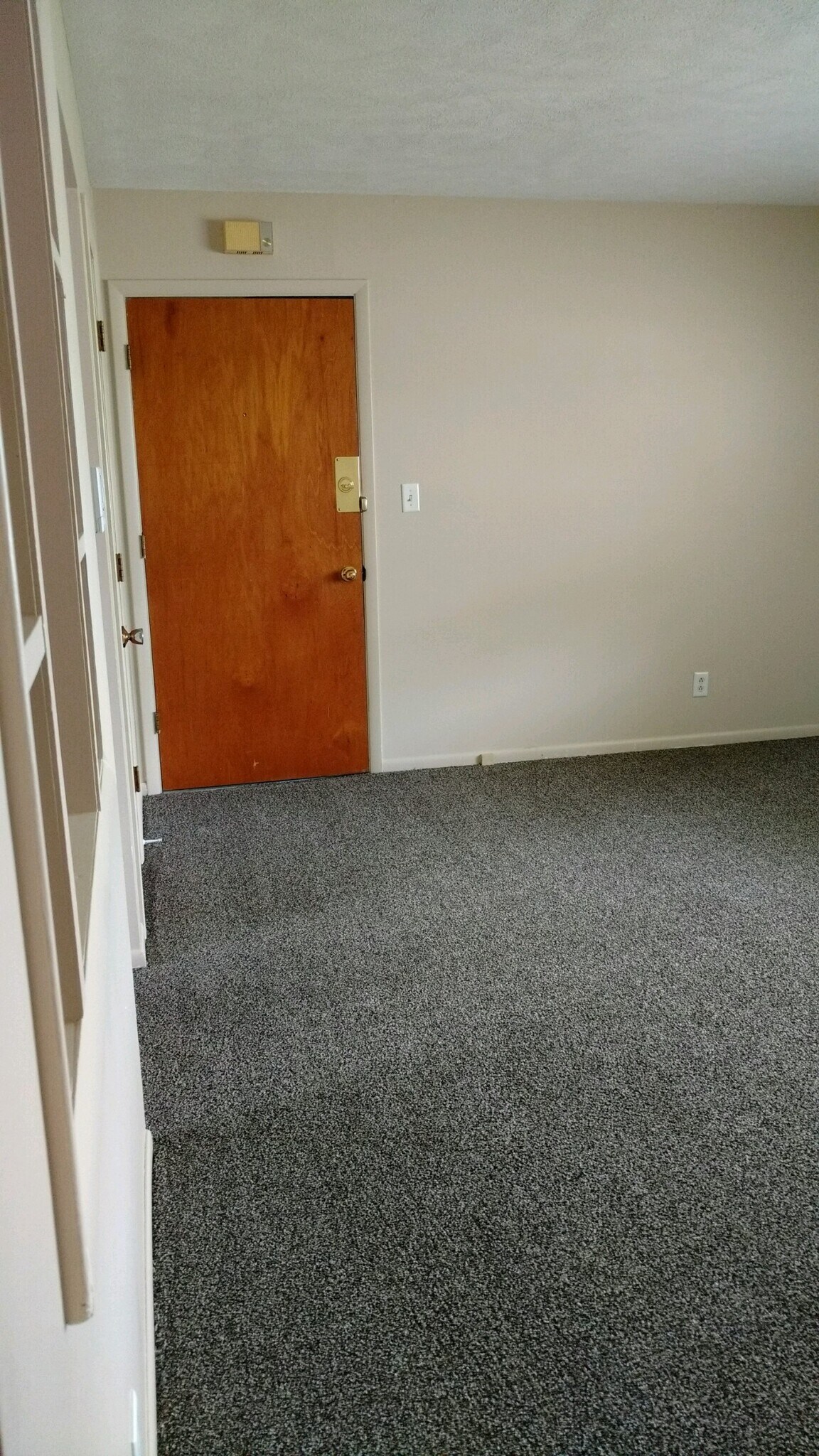 Building Photo - 314 W Philip Ave