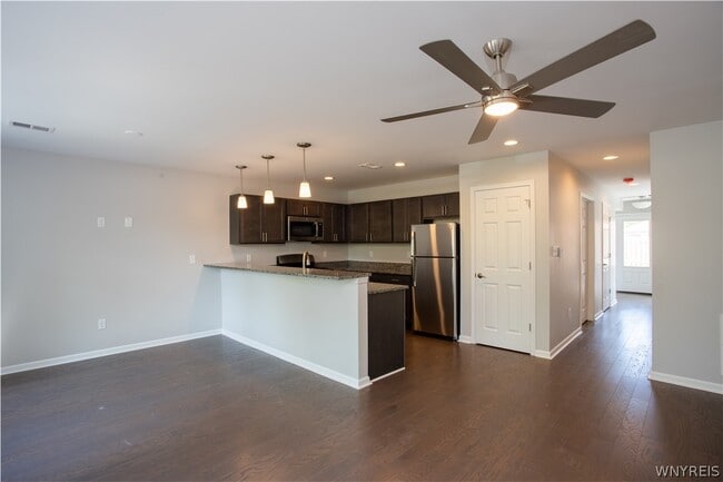 Building Photo - 8987 Iroquois St