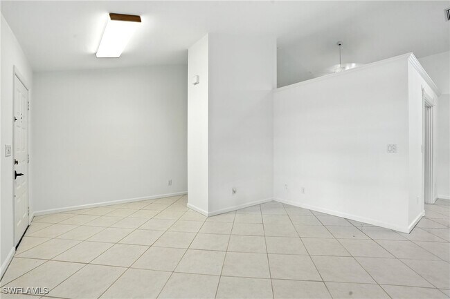 Building Photo - 1301 Piper Blvd