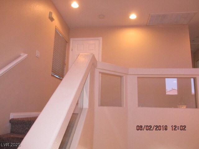 Building Photo - 5620 Anticipation Ct