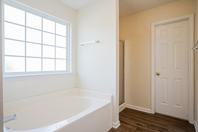 Building Photo - 6802 Paint Rock Ln