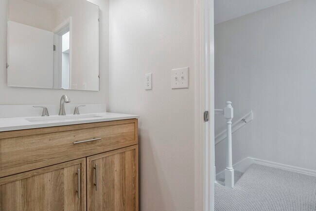 Building Photo - 4221 Brookside Dr