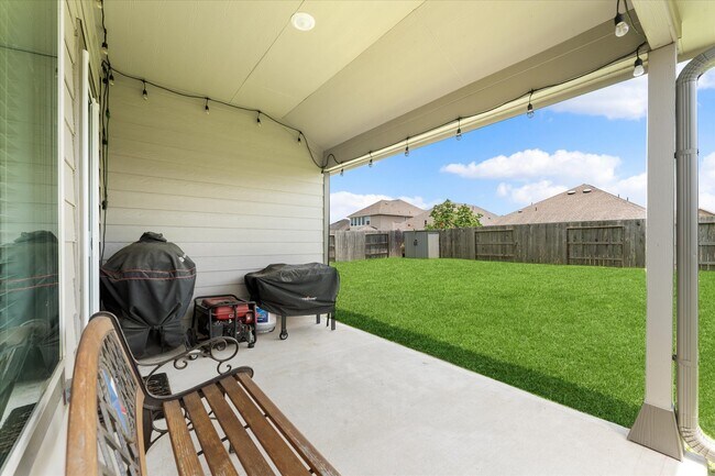 Building Photo - 11251 Stirton Dr