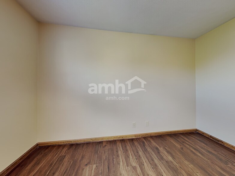 Building Photo - 5017 Open Meadow Dr
