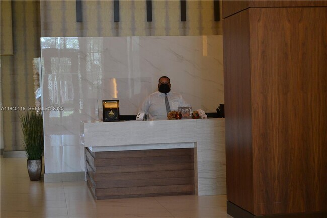 Building Photo - 2960 NE 207th St