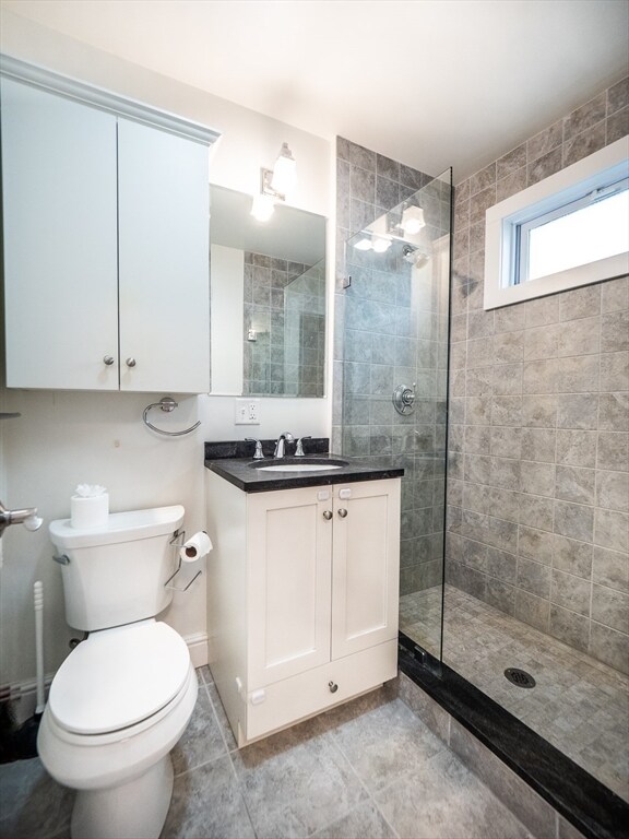 Building Photo - 24 Hall St