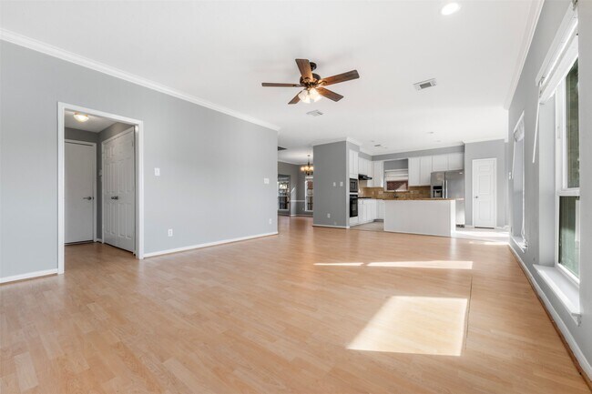 Building Photo - 6706 Portuguese Bend Dr