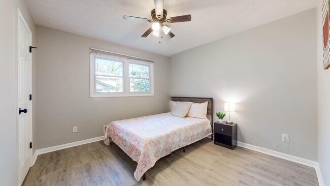 Building Photo - Live in Bedford Estates, a 2-minute drive to the transit stop S Hairston Rd & Manly Ct.